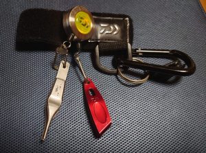 ラインカッターV40Sとコーモラン ミニスプリットリングプライヤー