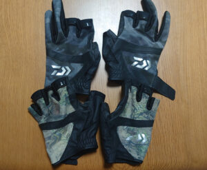 daiwa DG-8121(ゲームグローブ 5本カット)