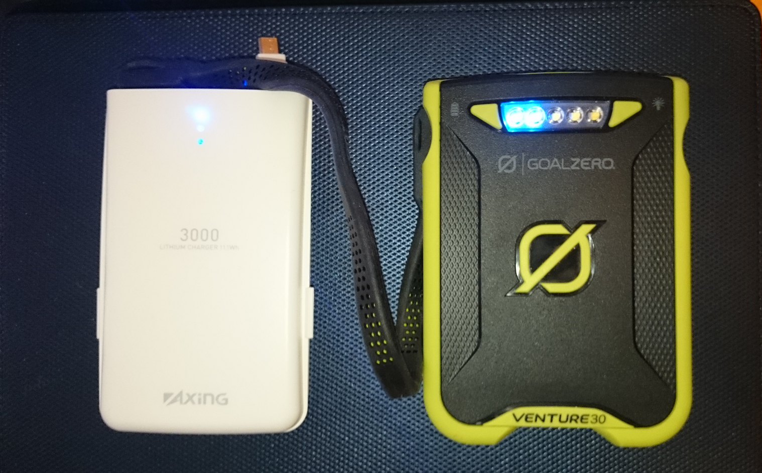 モバイルバッテリー