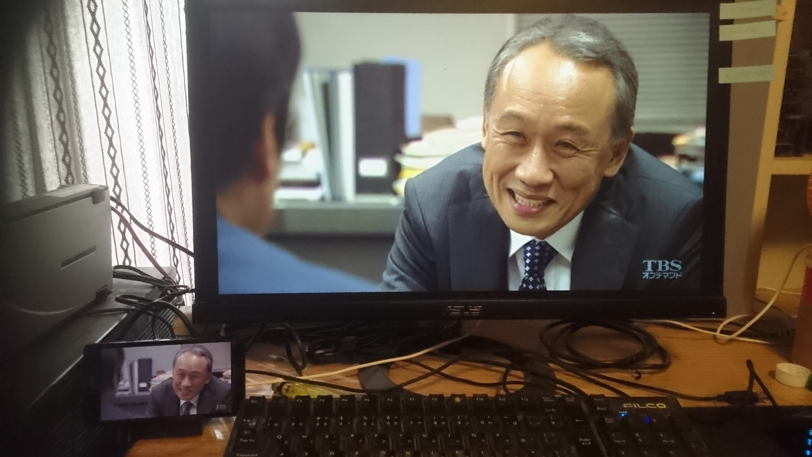 ビデオパスの映画をMHL接続で表示 ビデオパスの映画をMHL接続で表示