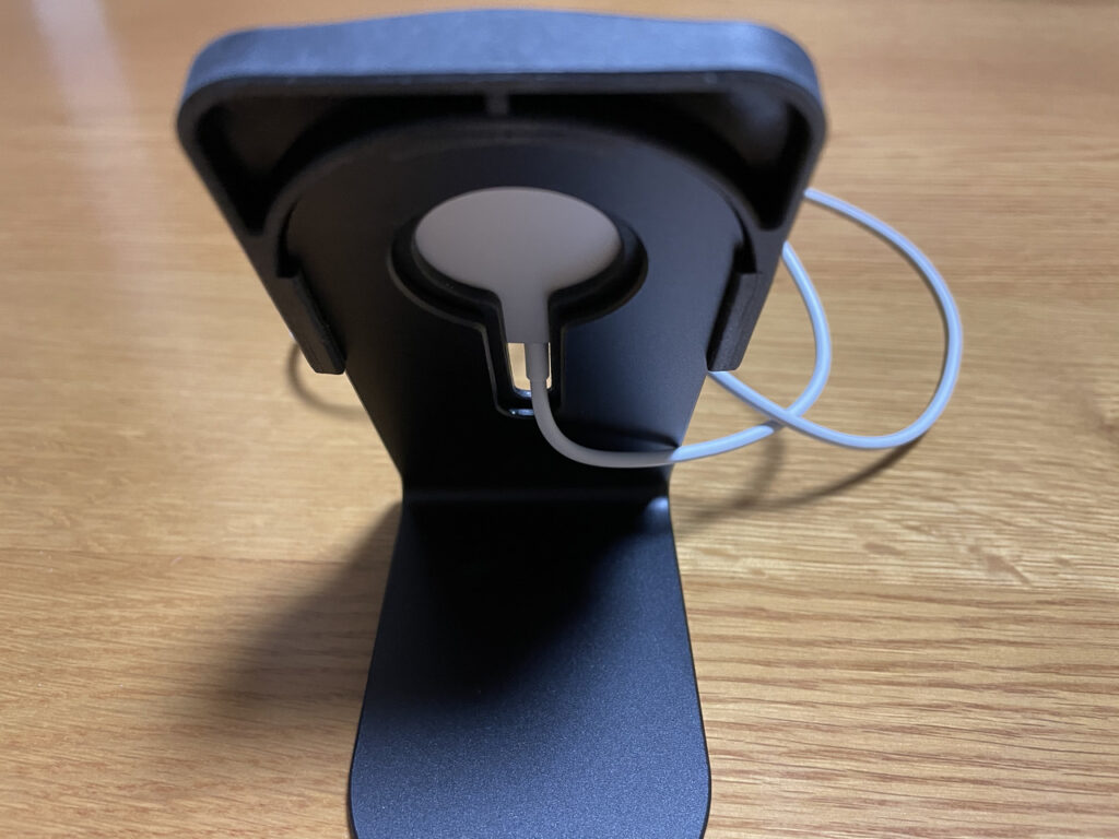 MagSafe充電器用アルミニウムスタンド AMS-DSCHALBK